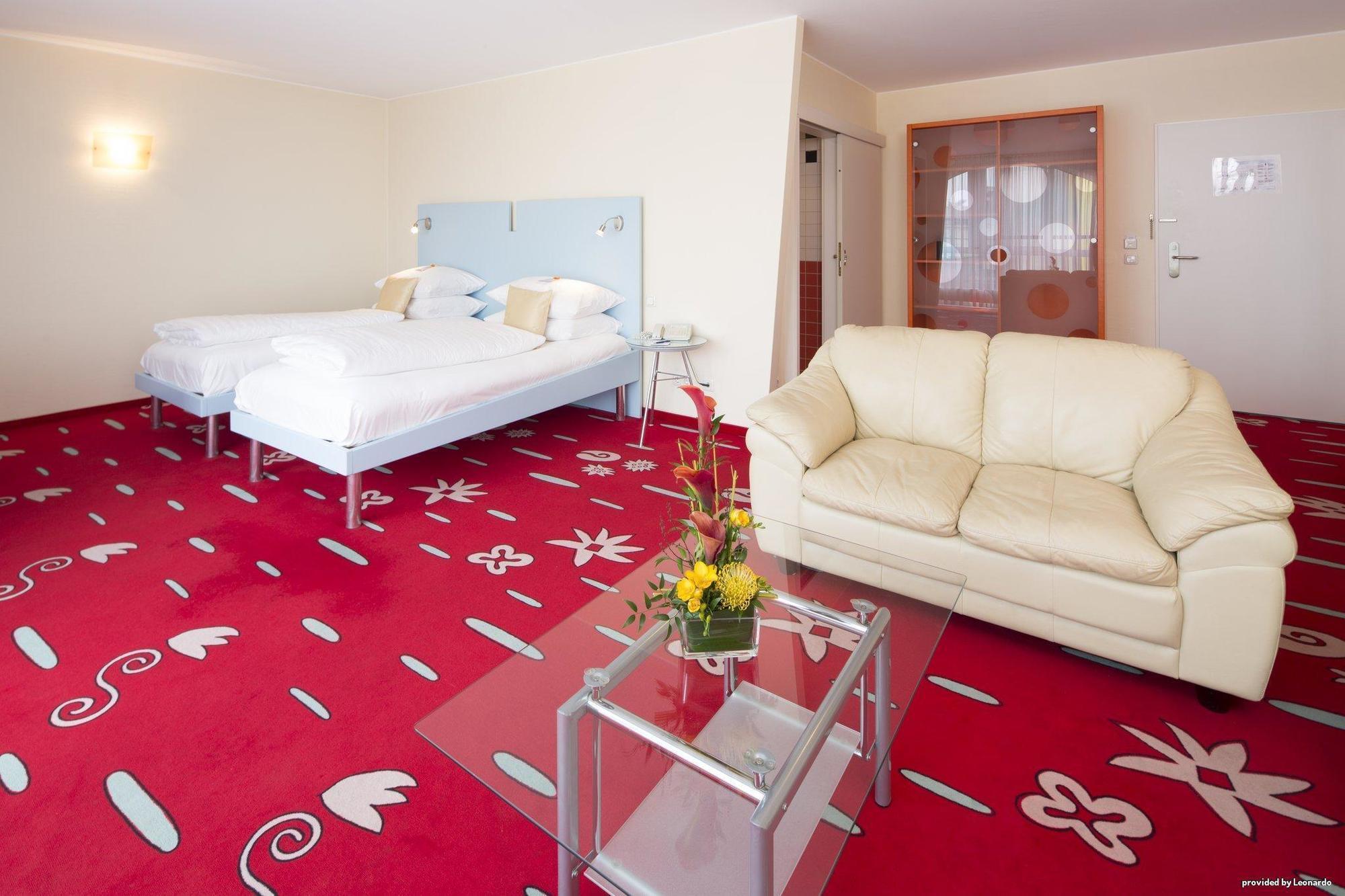 Hotel Western 3*